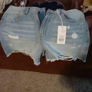 Brand New Distressed Ultra High Rise Jean Shorts - MSPR $30 -Size 7/9